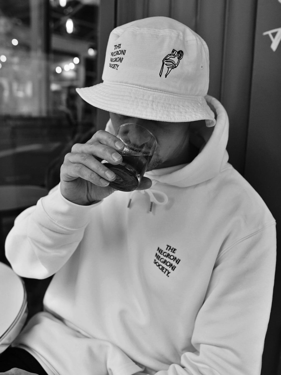 The Negroni Society Organic bucket hat "LOGO & DRINK" - Black - Cocktailored